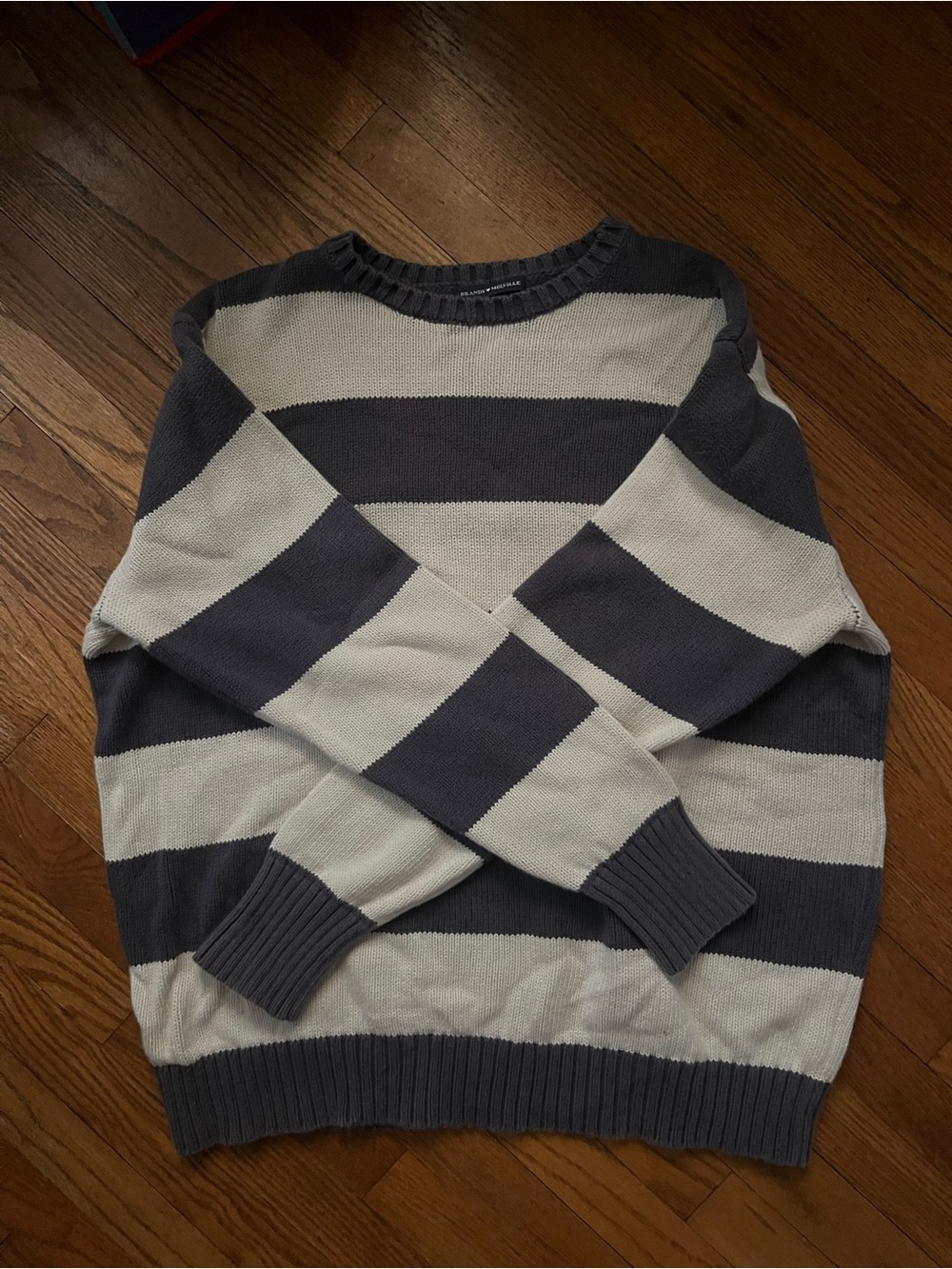 Brandy Melville Men’s Wide Stripe Crewneck - Gray & Cream